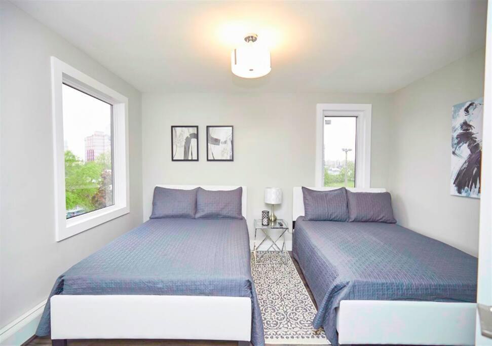 شلالات نياغارا Luxury Boutique 2Bedroom Condo 2A المظهر الخارجي الصورة